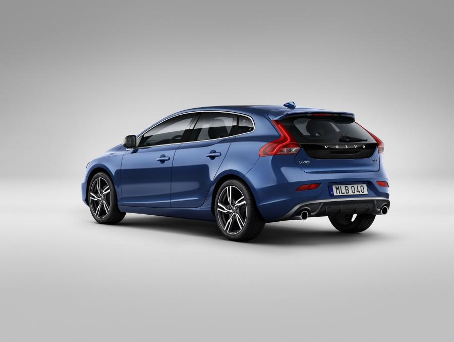  Volvo V40 T5 R-Design 2016 года  (фото 5 из 11)